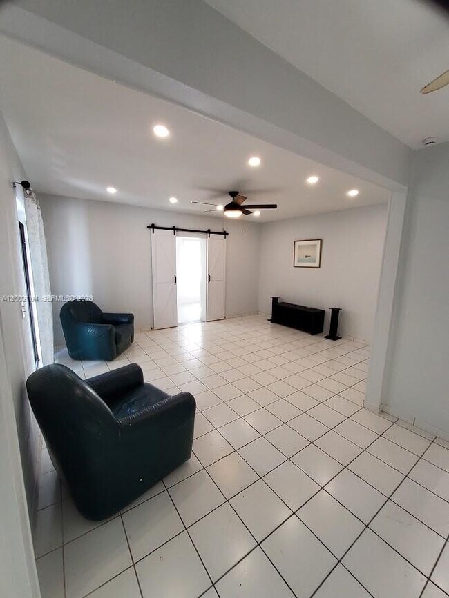 Photo - 1348 NE 176th St