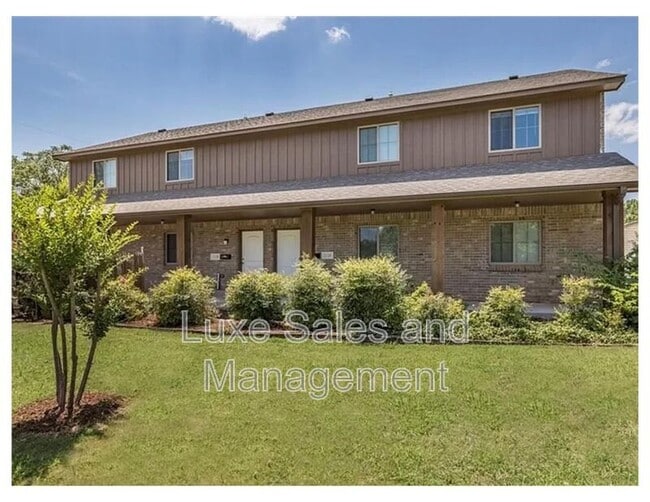 Photo - 1120 E Campbell St House