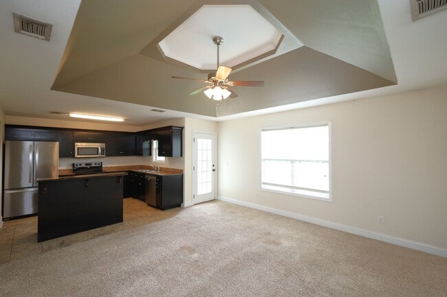 Photo - 19 W Stanley Rd Ext