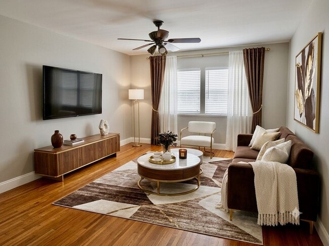 Photo - 5870 Bowcroft St Unidad 2