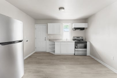 Photo - 1217 Pineview St