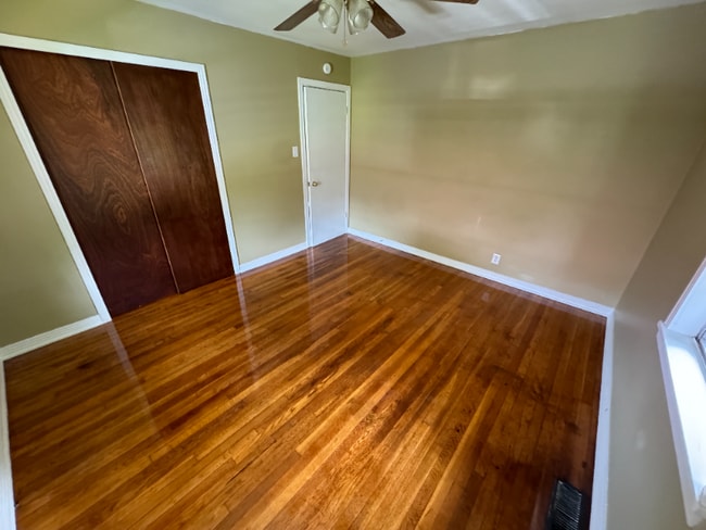 Photo - 414 Woodlawn Ave
