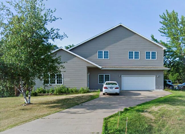 Building Photo - 13315 43rd Ave