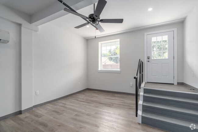 First Floor 1BR, 1BA - Entrance - 224 Hall St