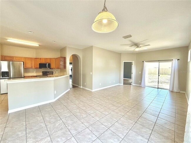 Photo - 1044 Longville Cir