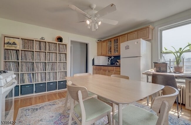 Photo - 318 Claremont Ave