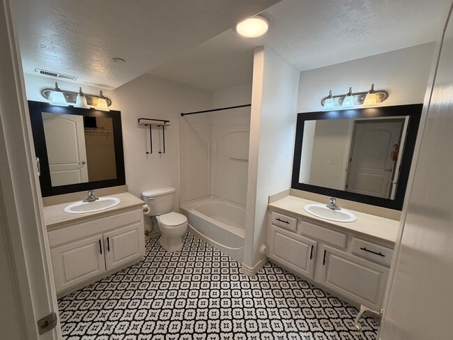 Photo - 372 S 930 W Unit 104