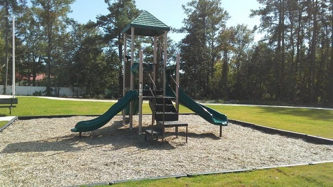 Photo - River Pointe