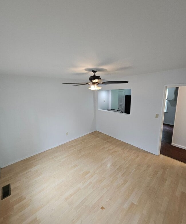 Photo - Spacious 3 Bed / 2 Bath Home in Kansas City!