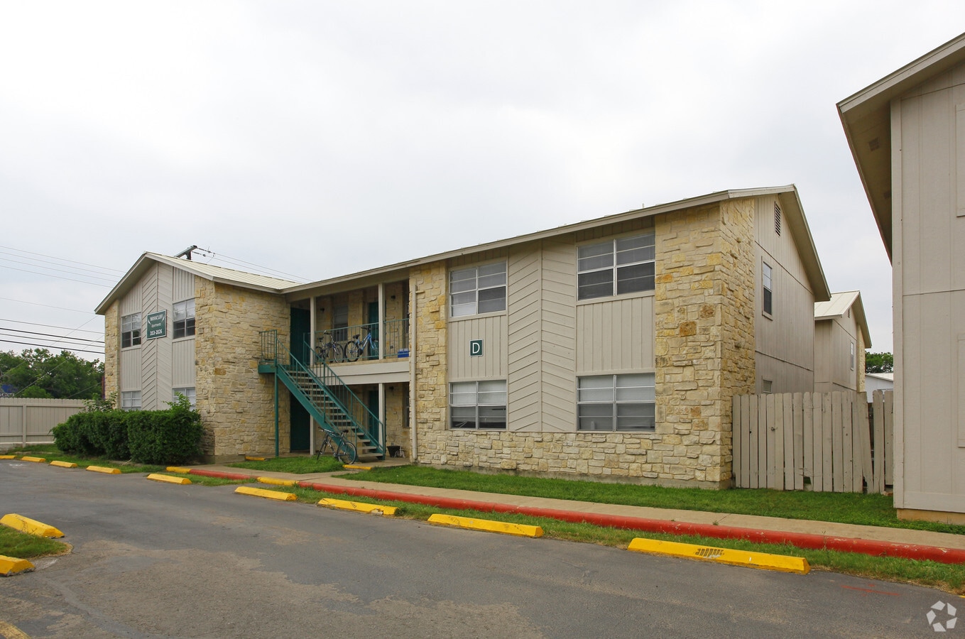 Photo - Mosscliff Apartments