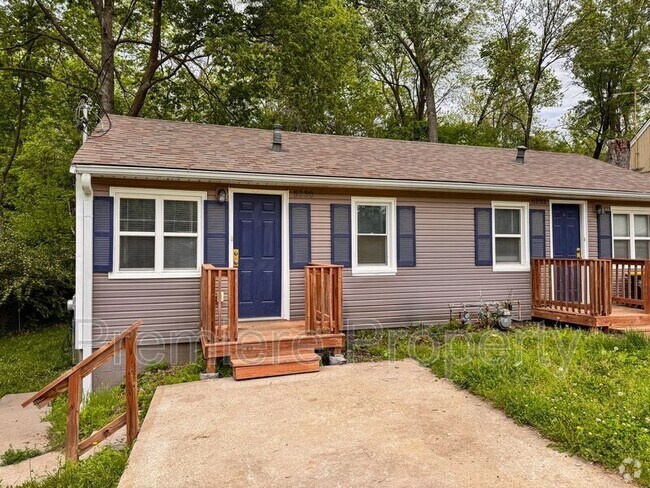 Building Photo - 5230 NE Barnes Ave Rental
