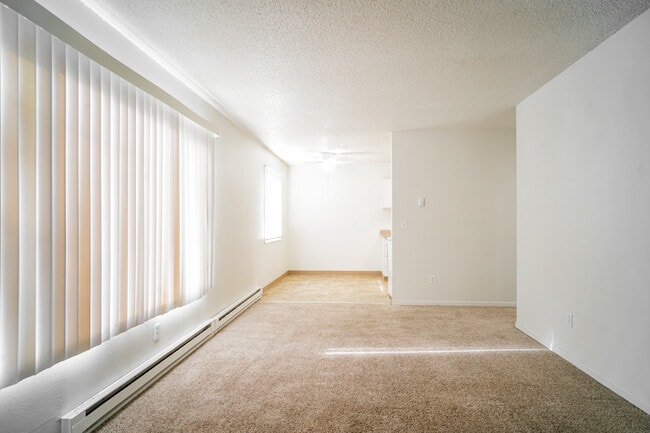 Laurelwood Apartments