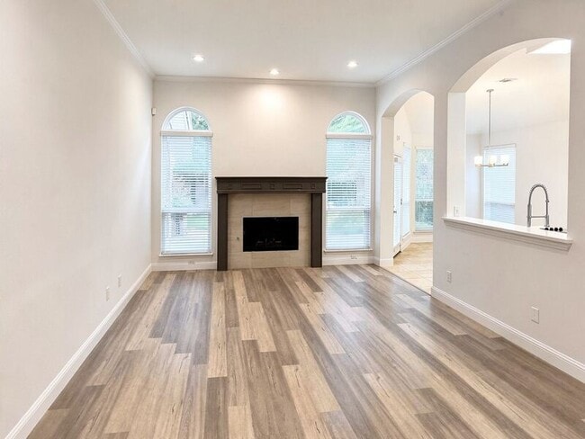 Photo - 3867 Ridgelake Ct