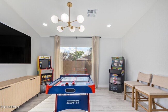 Photo - 16019 W Linden St