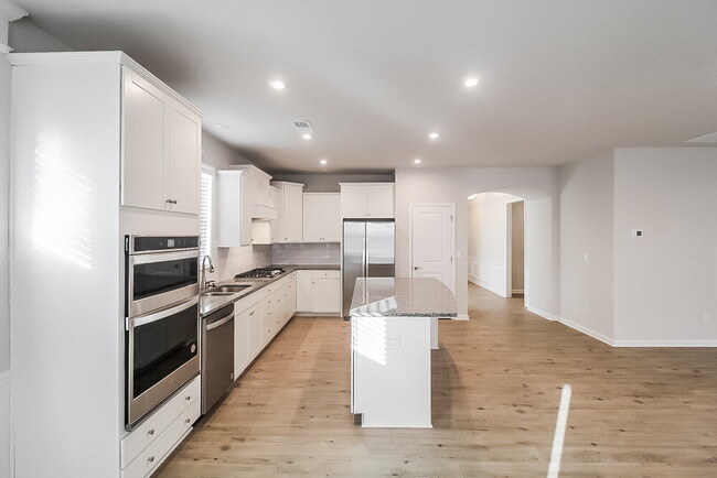 206 Nuttall Dr