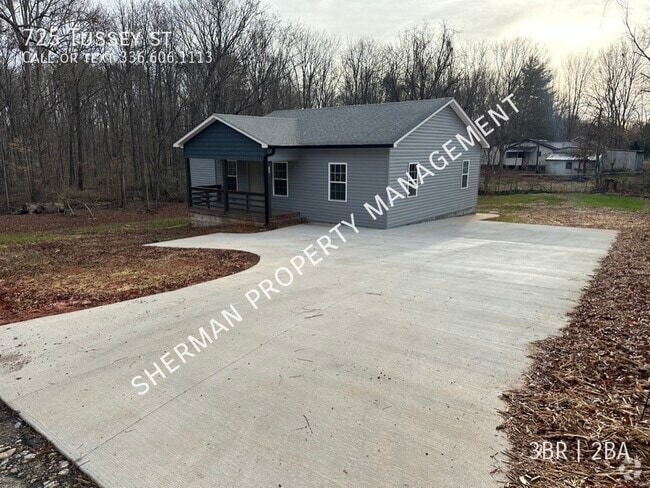 Building Photo - 725 Tussey St Rental