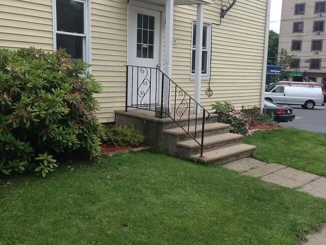 107 Broad St Unit A