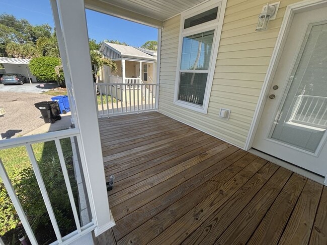 Photo - 909 Inagua W