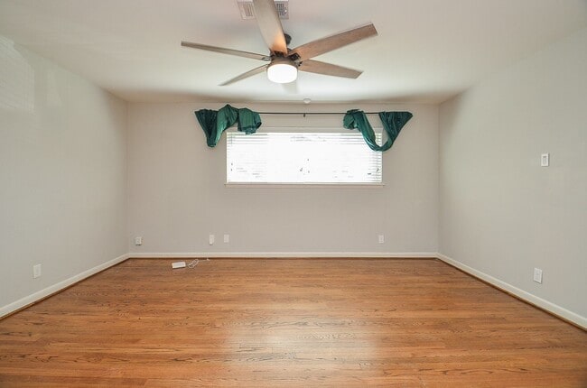 Photo - 10050 Haddington Dr