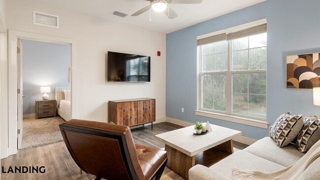 Photo - 5885 Lakehurst Dr Unit 2421