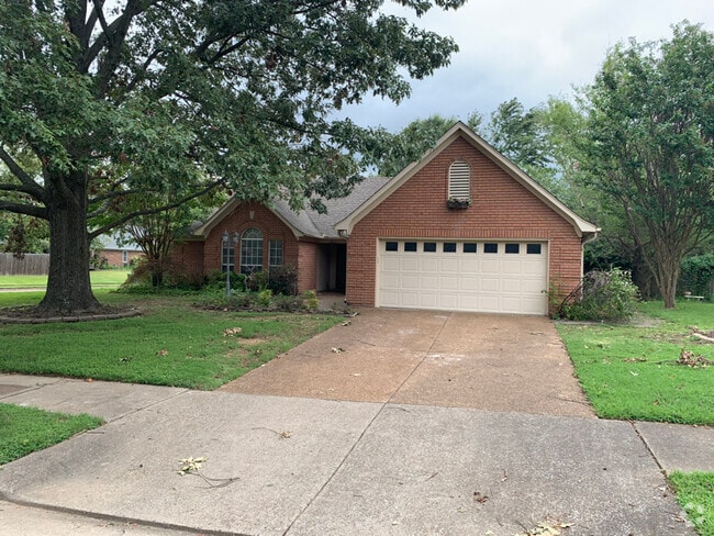 Building Photo - 6630 Millgrove Park Dr Rental