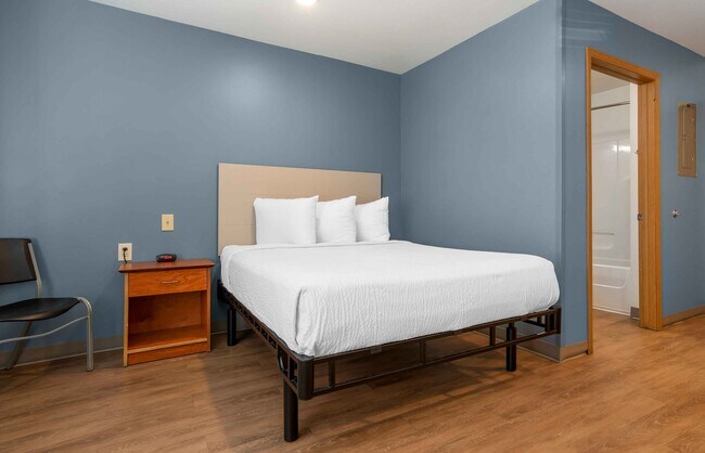 Furnished Studio-Tallahassee - East