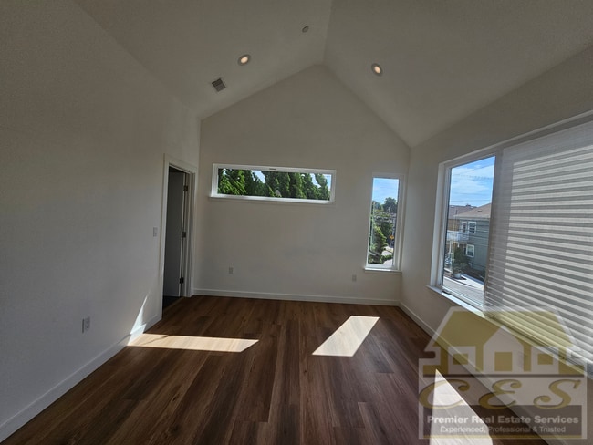 Photo - Modern Elegance Meets Timeless Charm – 4 bedroom 4 bath Home in North Oakland