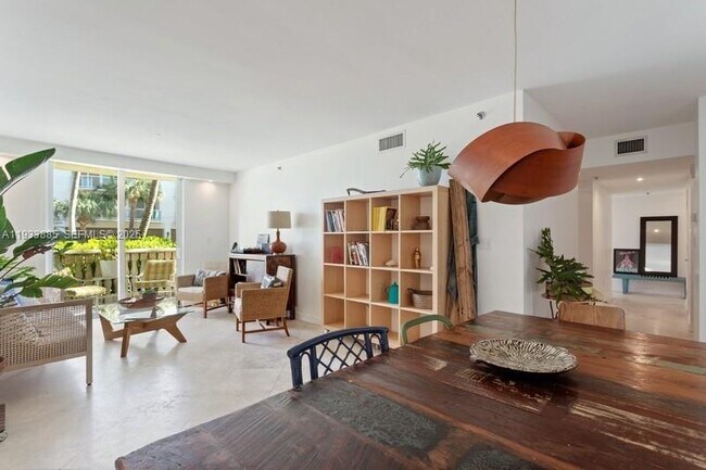 Photo - 8888 Collins Ave Unidad 115