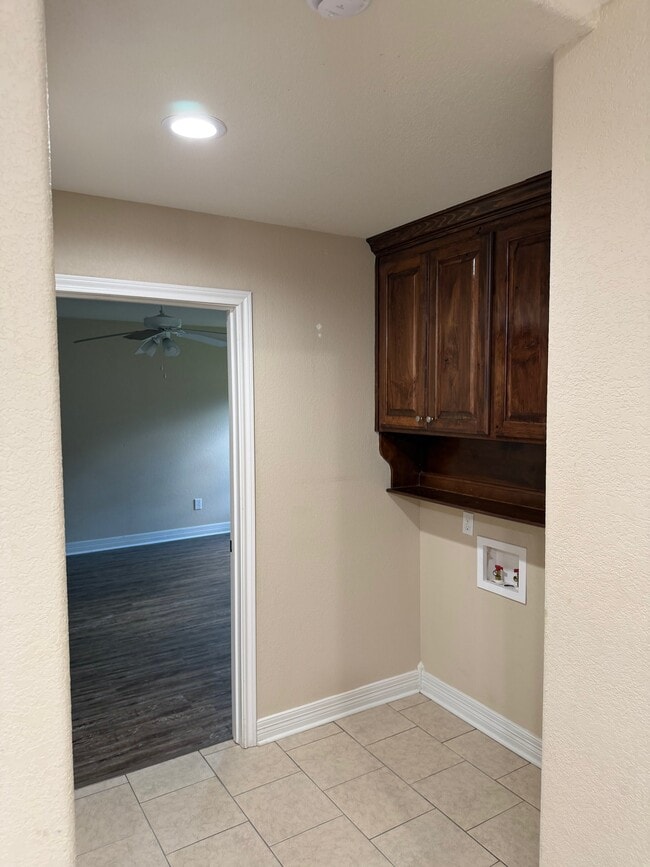 Photo - 121 Helane Ln Unit 100