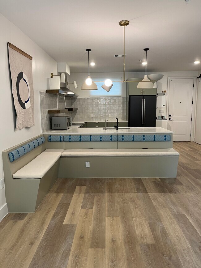 Photo - 2709 E 5th St Unit 2203