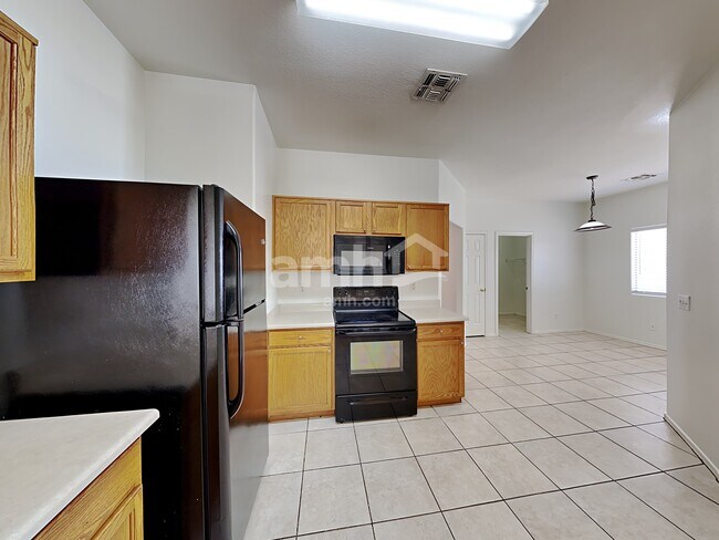Photo - 6513 W Miami St