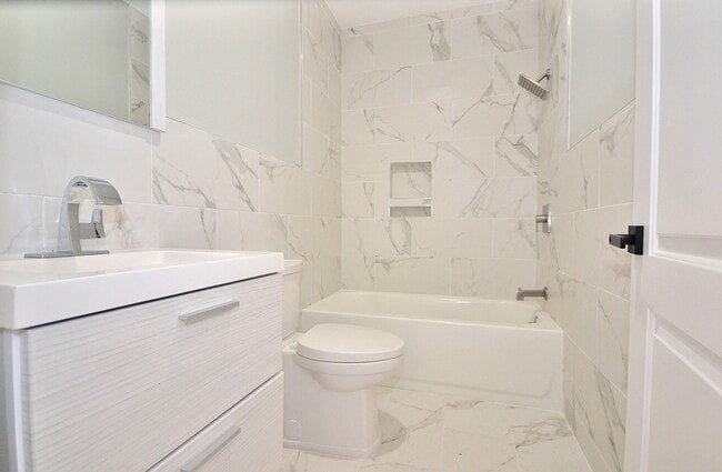 Photo - 222 69th St Unit 2