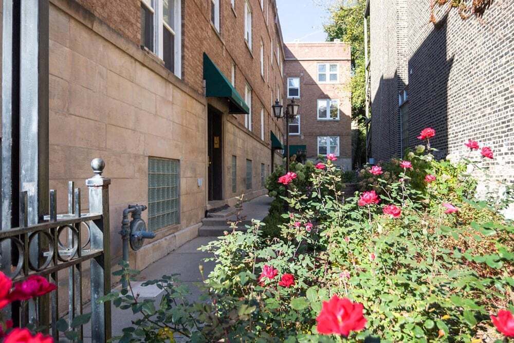 Photo - 728 W Barry Ave Unit 722-3W