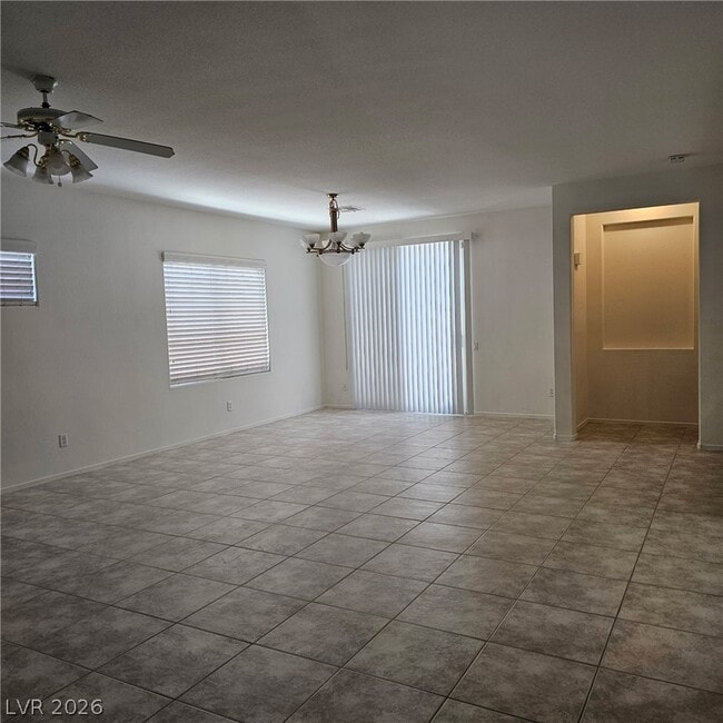 10922 Moonbeam Glow Ln