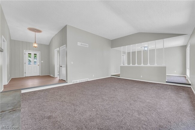 Photo - 1183 Romayne Dr