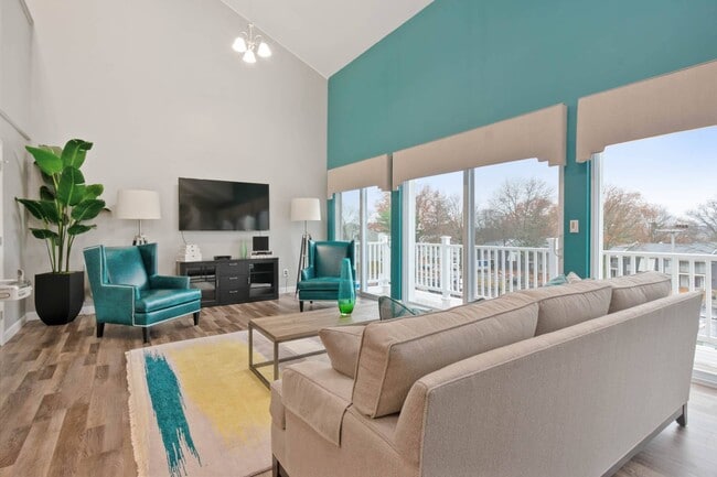 South Winds Apartments