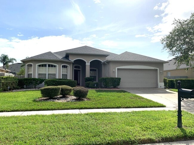 Building Photo - Beautiful 4 bed 3 bath plus Office and Pri... Rental