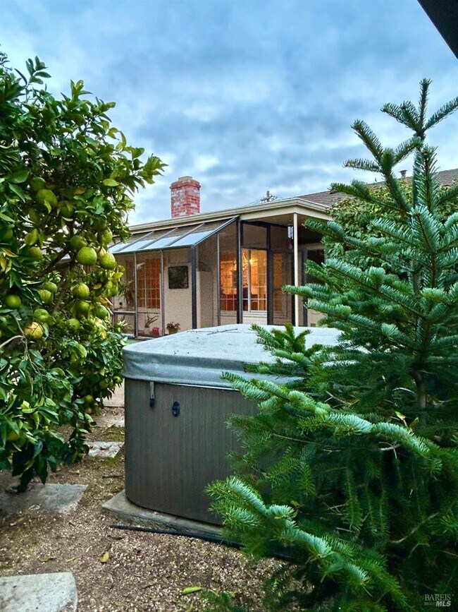 Photo - 216 Hampton Ct