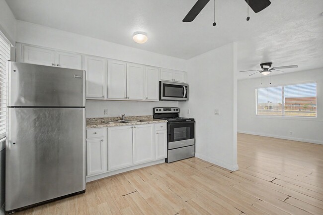 Photo - *** Two bedroom home with yard ***