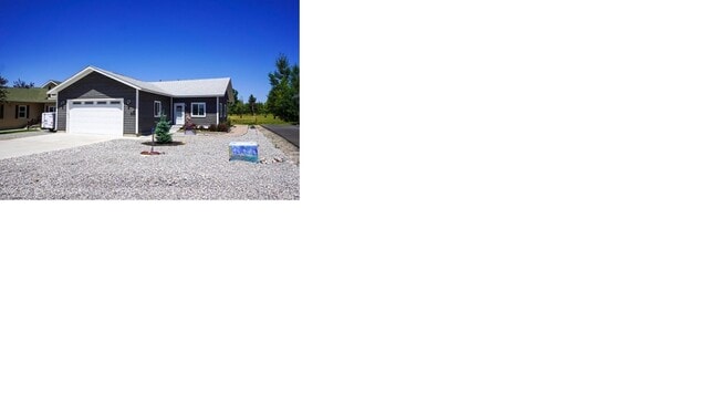 Building Photo - 643 Country Club Way Rental