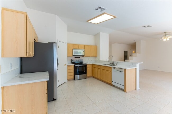 Building Photo - 1153 Elam St Rental
