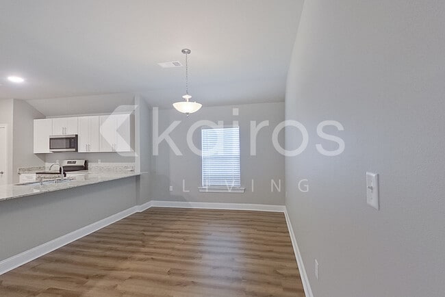 Photo - 22862 Monterey Ave