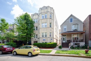 Building Photo - 4835 N Hoyne Ave Unit 2B