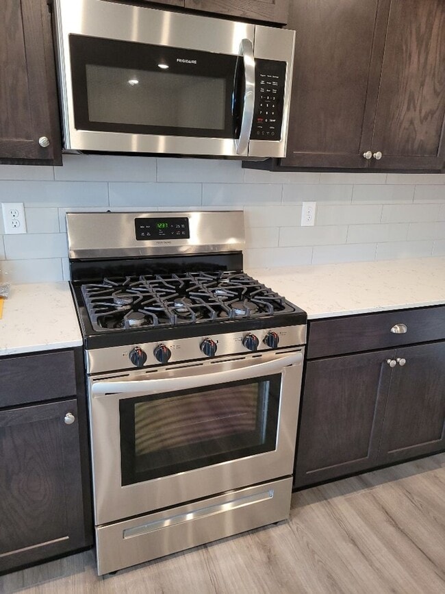 Photo - 4 Bed Plus Den in Sultan's New Daisy Crossing