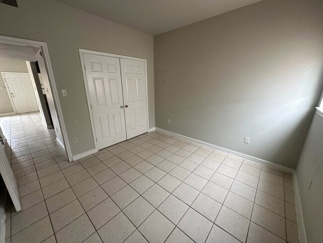 12300 Hodges St Unit 2