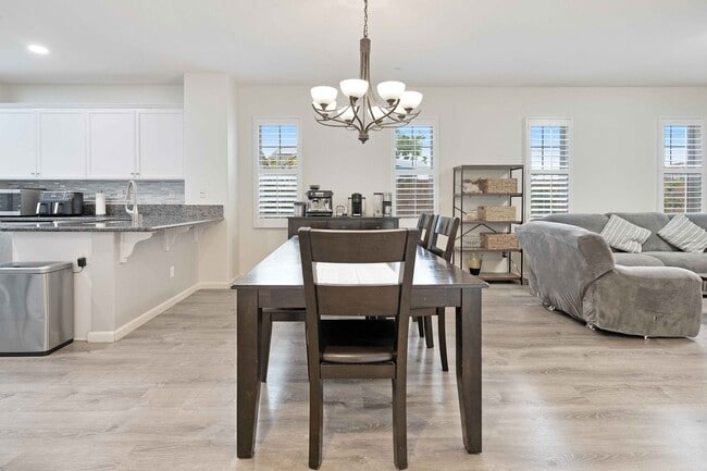 Photo - 1224 Los Olivos Street