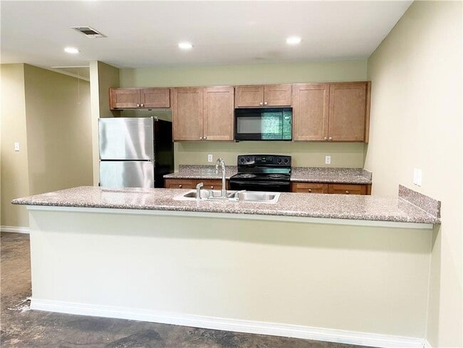 Photo - 72194 Formosa Dr