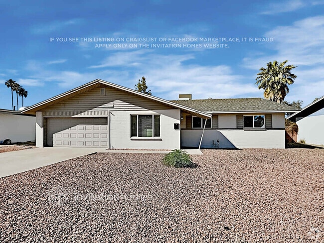 Building Photo - 420 E Hermosa Dr Rental