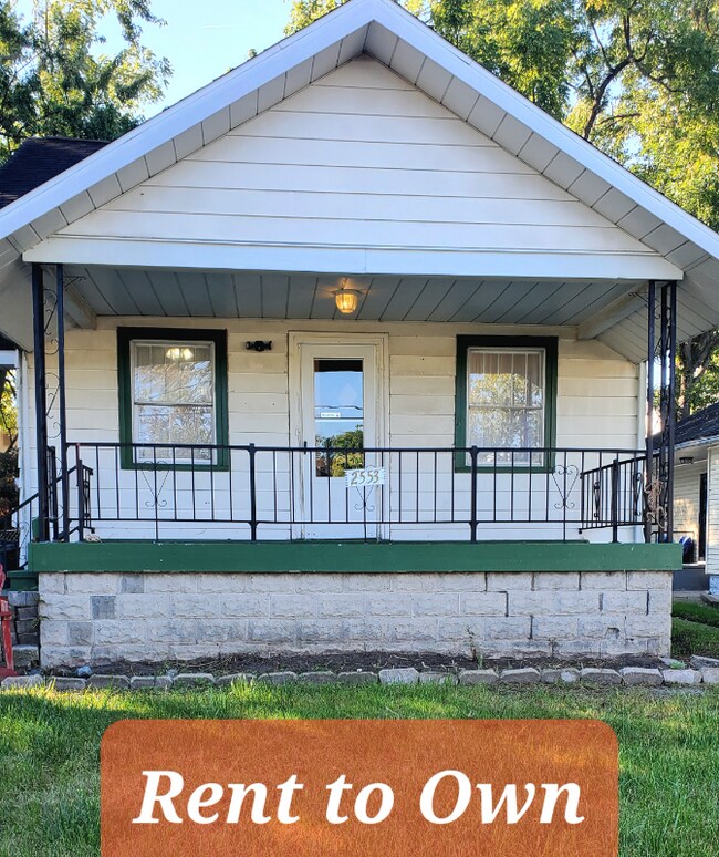 Photo - 2553 Westbrook Dr House
