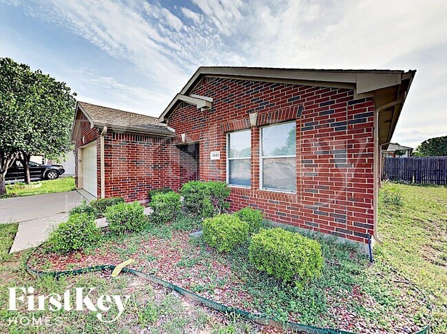 Photo - 5921 McKaskle Dr